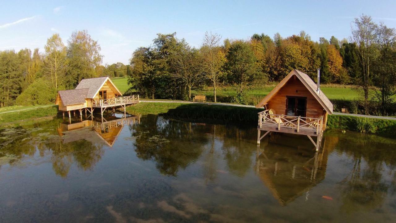 Aqualodge Hotel Insolite Ermeton-sur-Biert ภายนอก รูปภาพ
